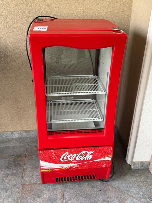 Frigider coca cola