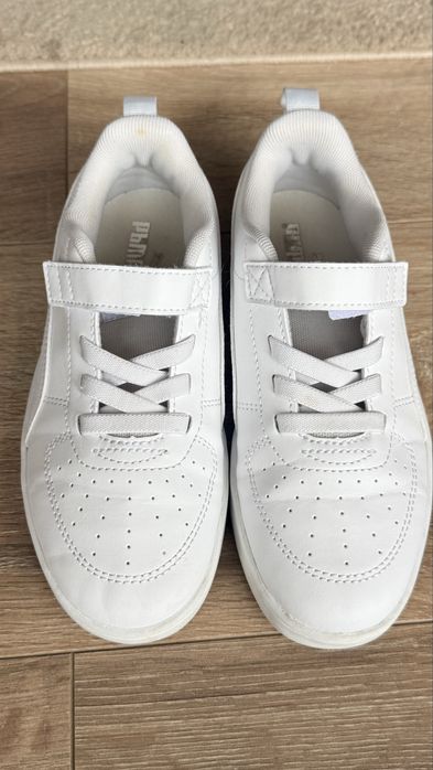 Маратонки Puma бели