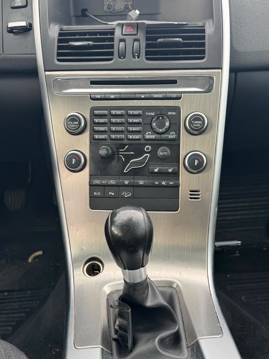 Vînd  volvo xc 60