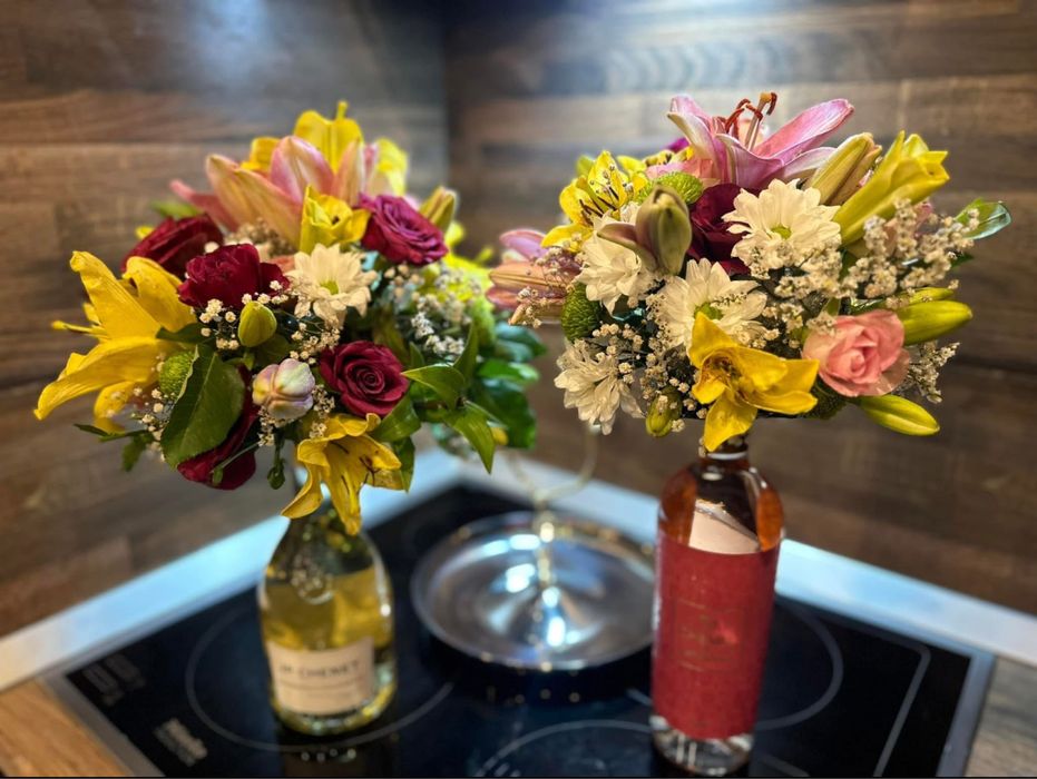 Арка, надпис и помпа под наем