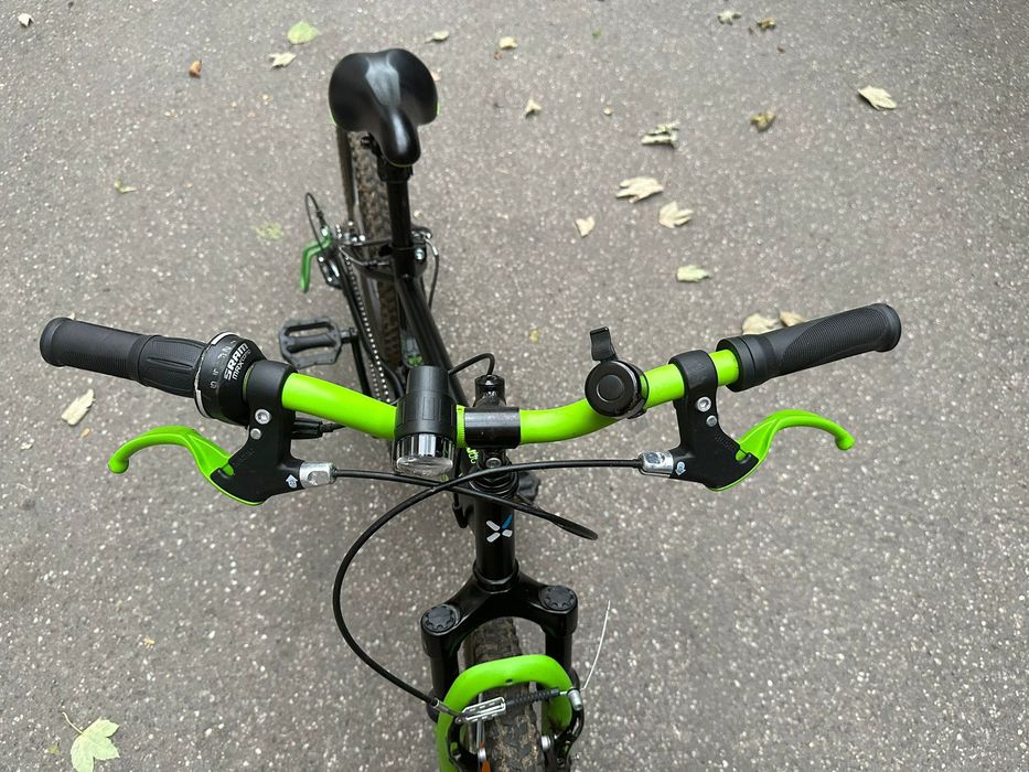 Vând bicicleta BTWIN 20’