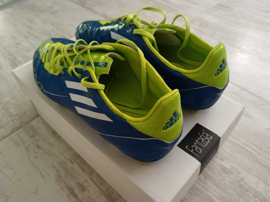 Футболни обувки / бутонки Adidas F50