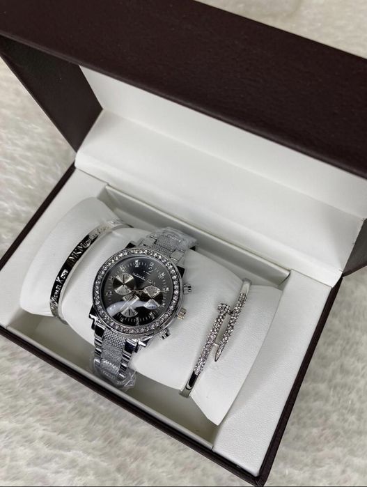 Набор Часы и браслеты