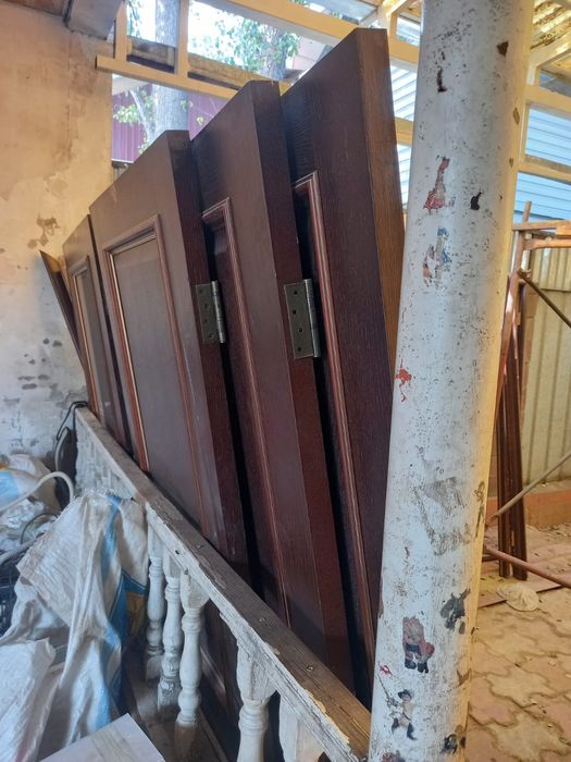 Дверь дерева межкомнатные