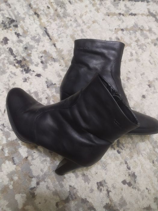 Продам.  сапожки