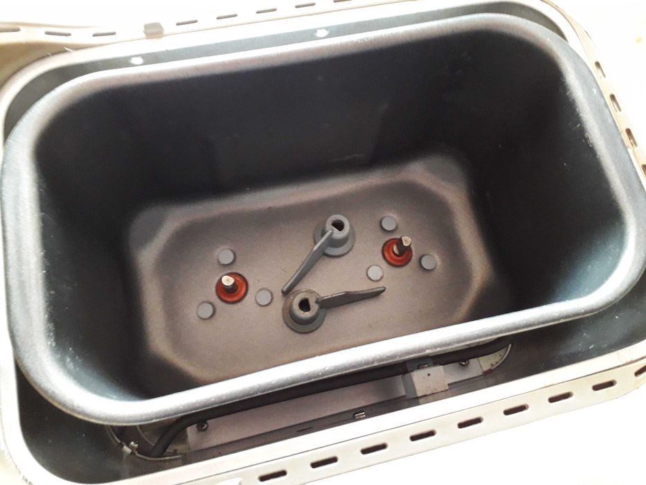 Masina de facut paine Alaska BM2000 cu 10 programe, stare impecabila