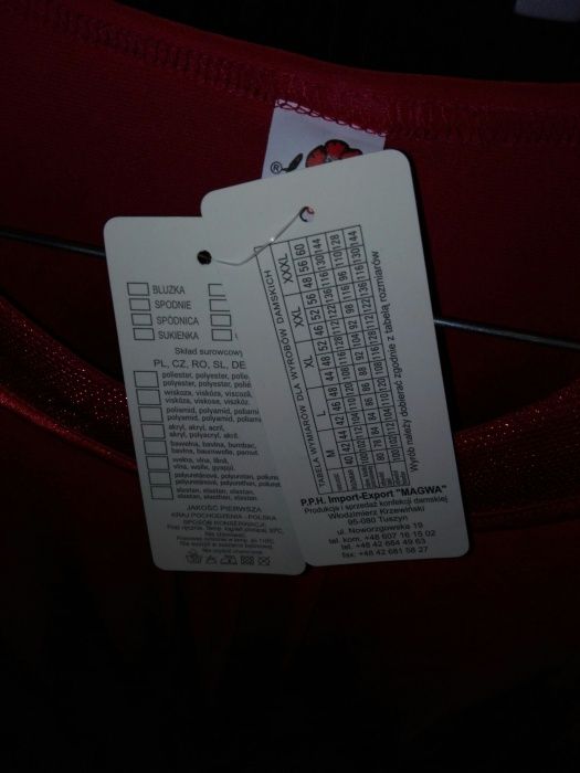 Bluza marimea L,de culoare rosie noua cu eticheta