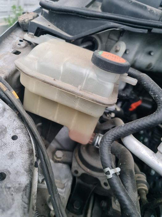 Vas antigel Mitsubishi Grandis 2006 2.0 Diesel