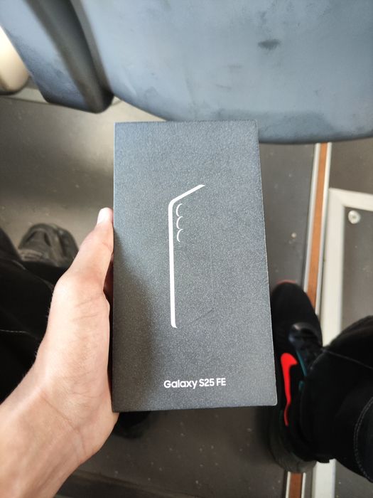Продам либо обменяю samsung s25fe