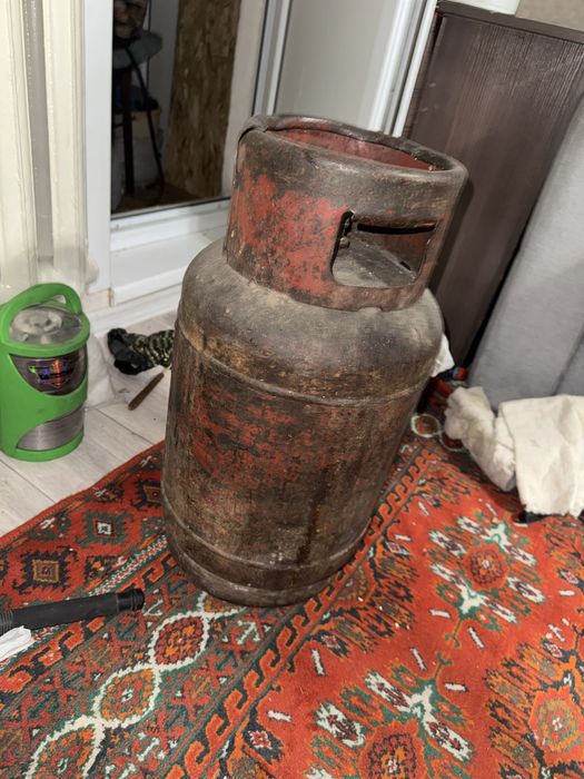 Продаю газовый баллон