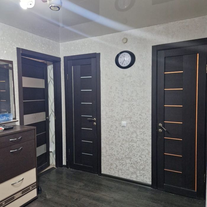 Продам 3 комнатную квартиру 19 микрорайон