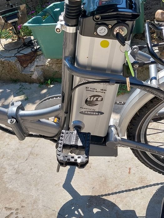 Продавам електрическо колело €800