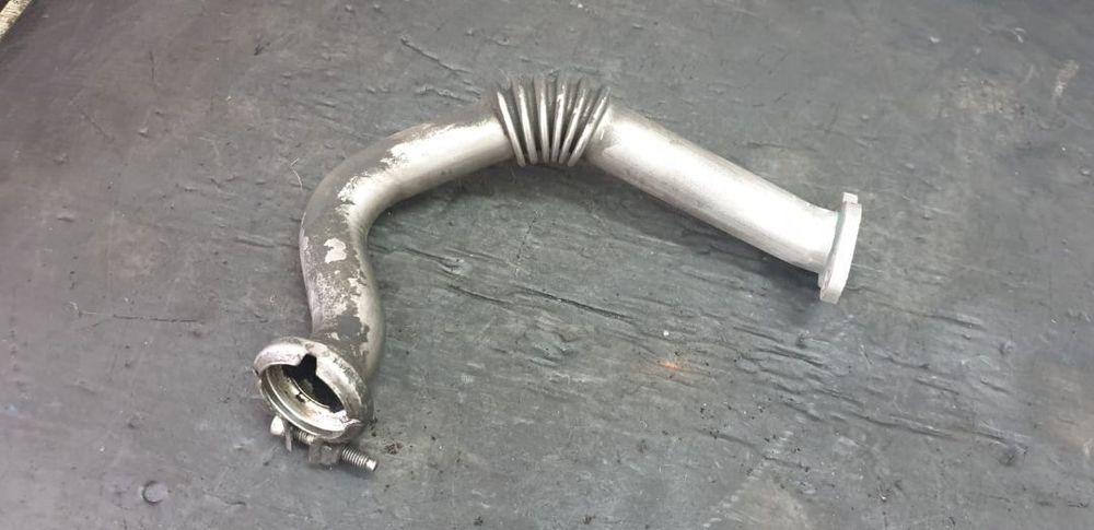 conducta egr vw passat b6 golf 6 skoda octavia 2 seat leon altea audi a3 1.6 tdi cay  03l131521r
