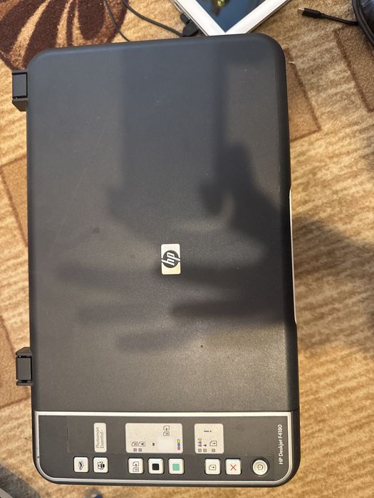 Принтер и скенер HP