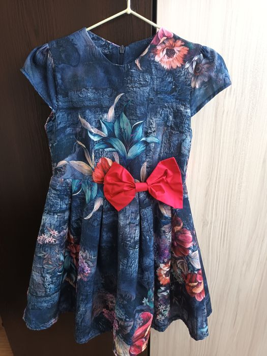 Официална рокля за момиче 2-3 години