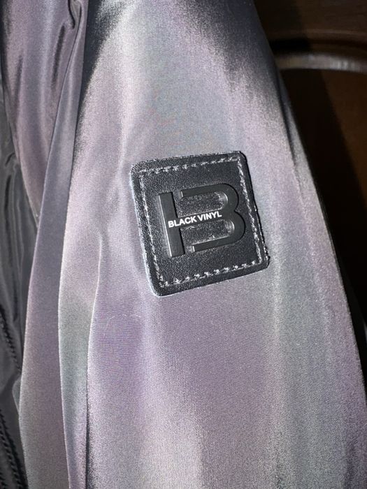 Продам зимнюю куртку