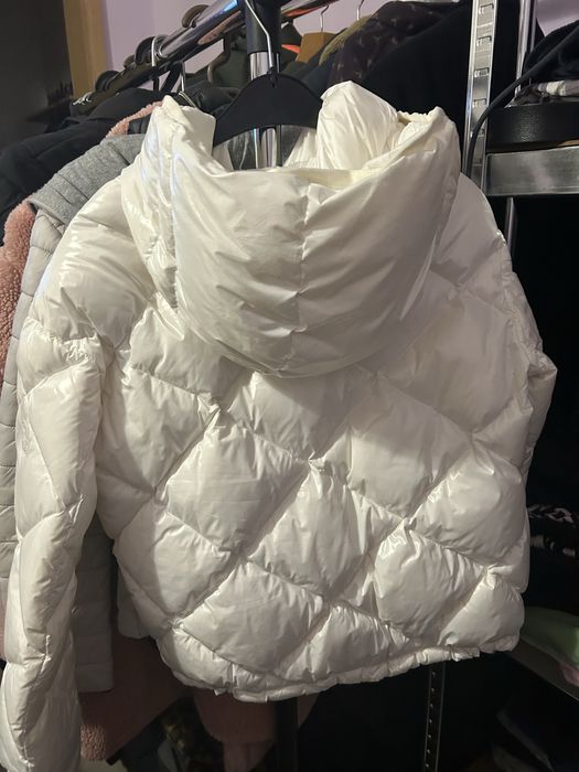 Страхотни якета Moncler и Armani