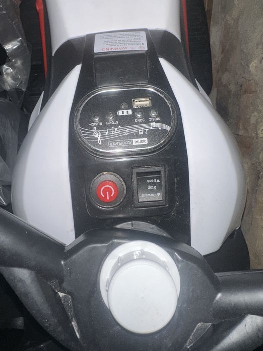 Продается мотоцикл yamaha почти новый