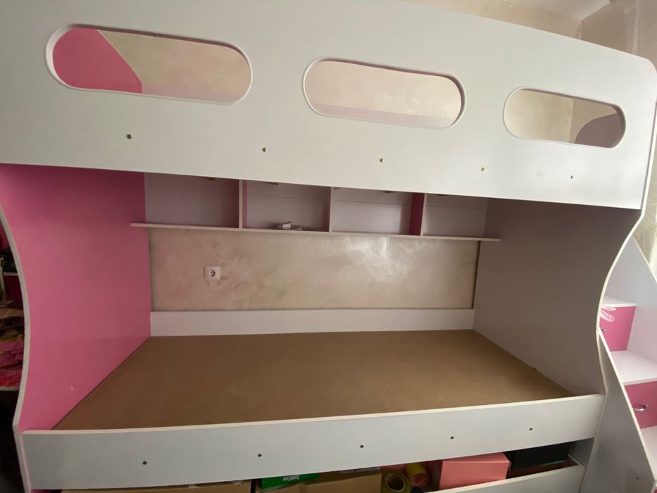 Кровать двухъярусная