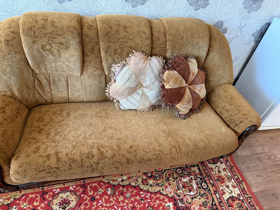 Отдам даром мягкий уголок