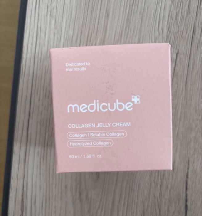 MediCube Age-R Устройство за грижа за кожата Booster Pro Pink Edition