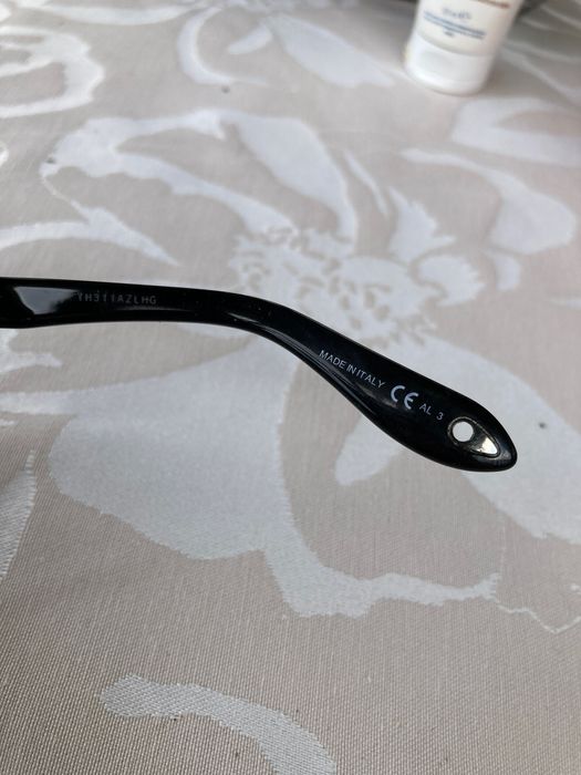 Givenchy оригинални очила ,без забележки