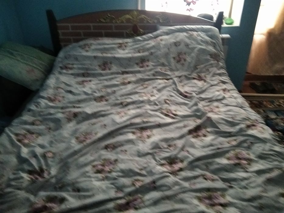 Mebel srochna sotiladi