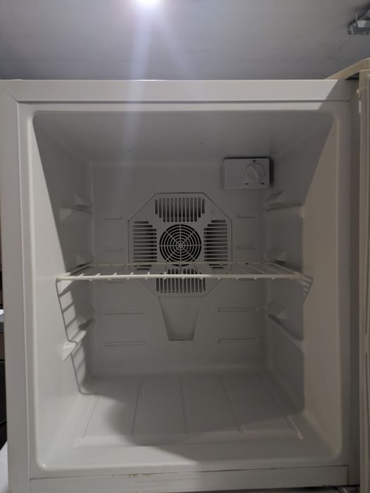 Минибар безкомпресорен