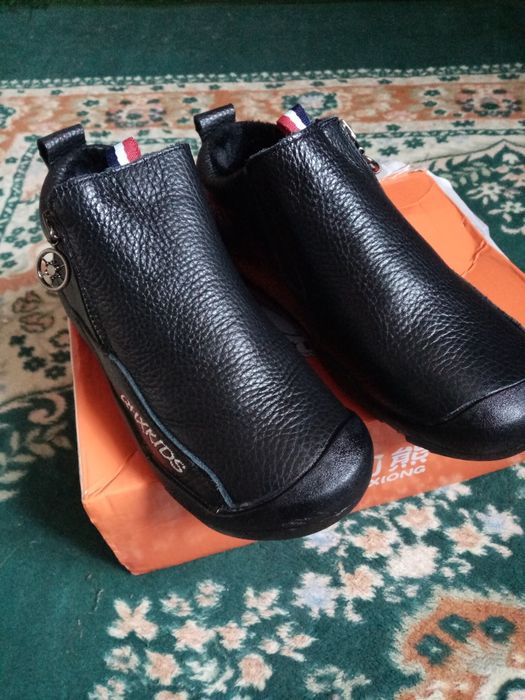 Обувь детская, ботинки и кроссовки