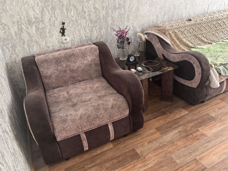 Продам мягкий уголок