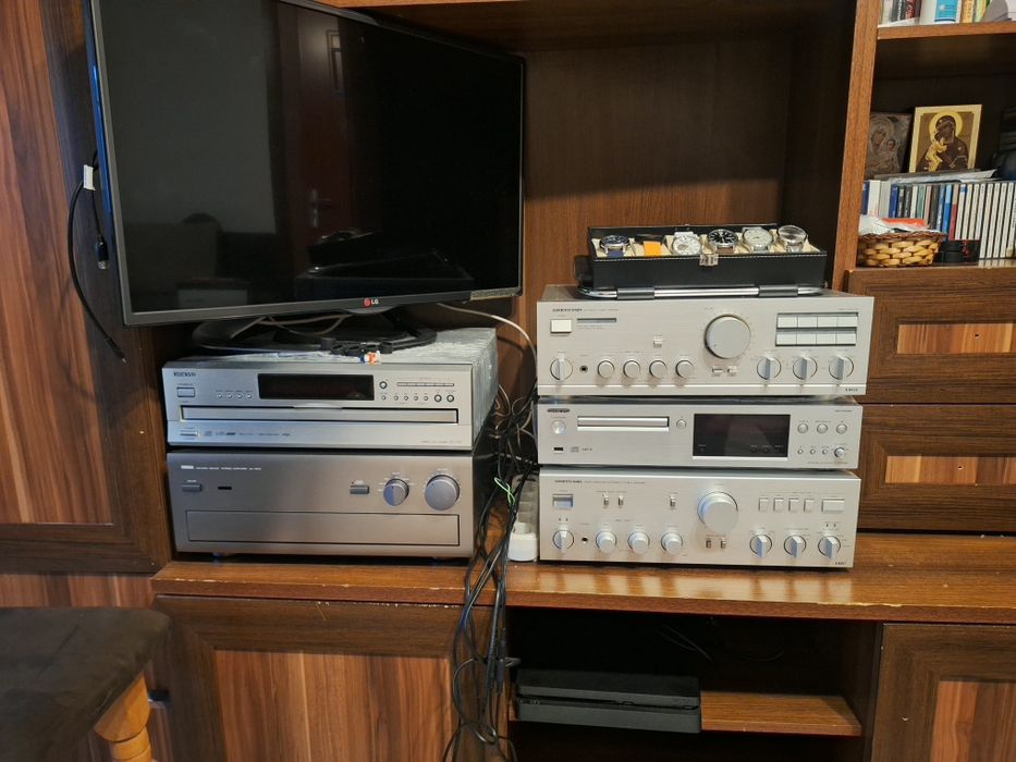Amplificator Yamaha ax1070 si Onkyo Integra A8450 k noi