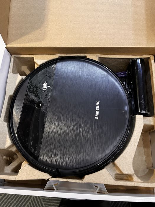 НОВЫЙ!!! Робот пылесос Samsung POWERbot-E VR5000