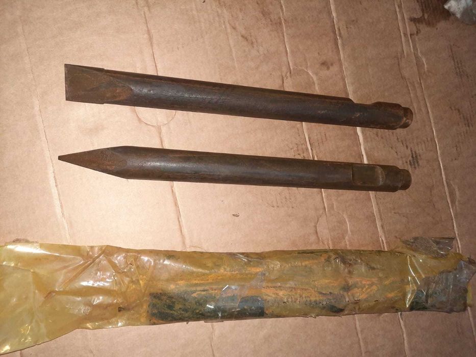 нов Хидравличен чук за мини багер с 2 чизела - нови