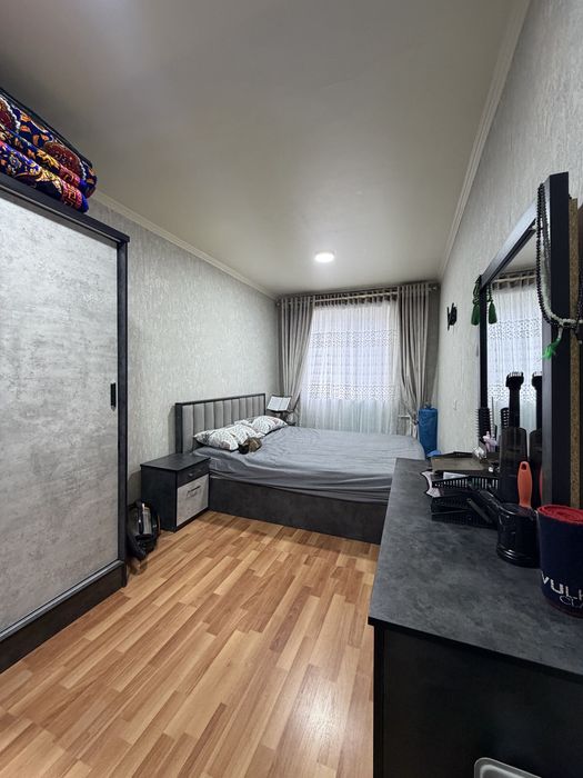 Продаётся 2 ком 8 микрорайон