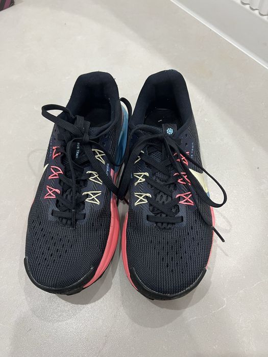 Кроссовки найк за 4500