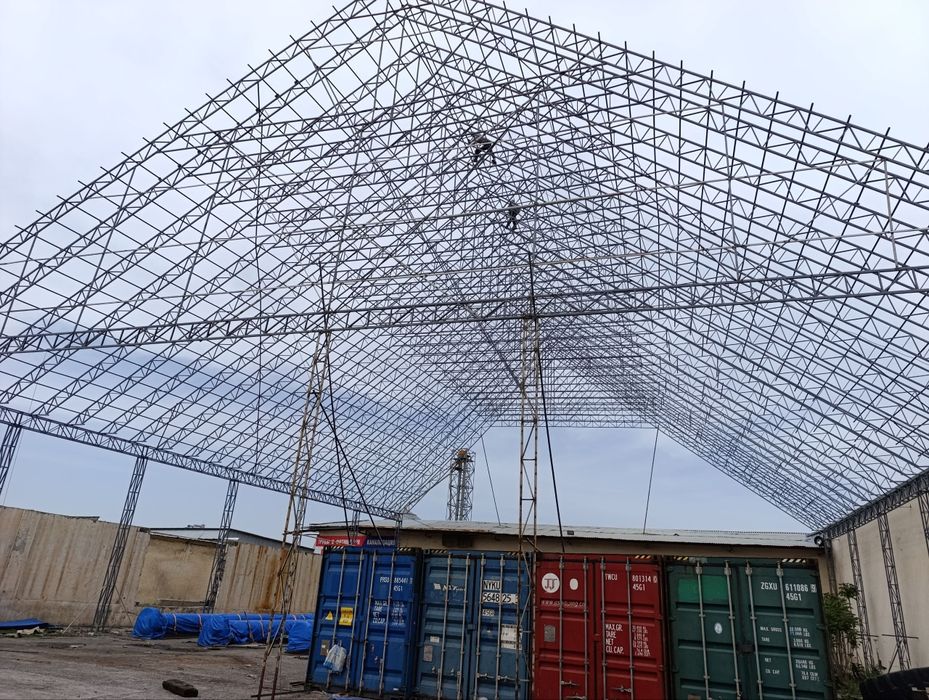 Том Навес куриш хизмати Узбекистан буйлаб кантинер профил