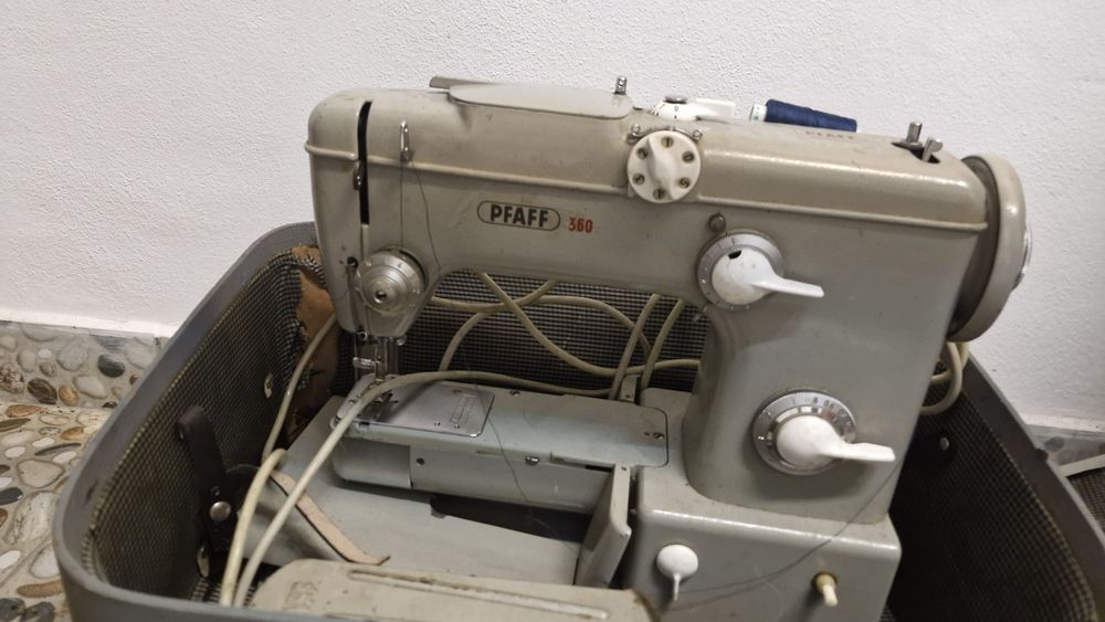 Mașină de cusut electrica