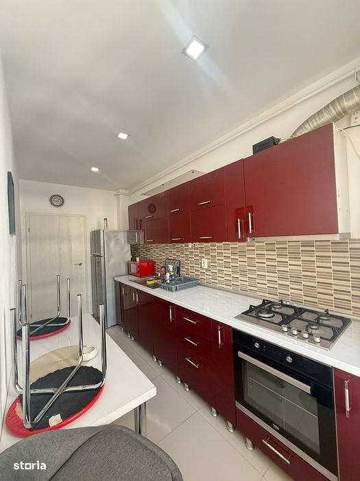 Apartament Cu 2 Camere, Decomandat, De Închiriat – Ilie Petre Nr. 102