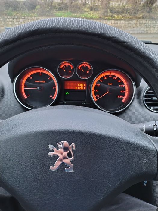 Пежо 308-1,6 дизел 2008