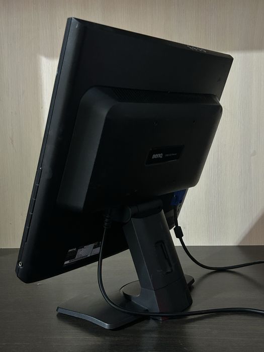 Мониторы BenQ 17 и 19 диагонали