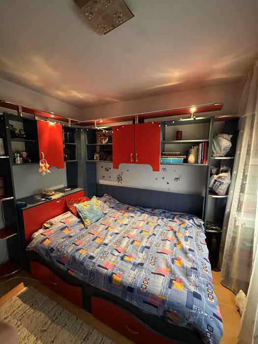 Pat dormitor 200x140 + birou