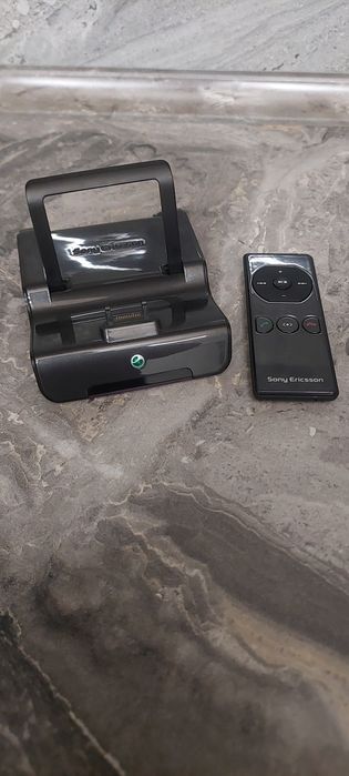 Sony Ericsson MRC - 60 cu Telecomanda