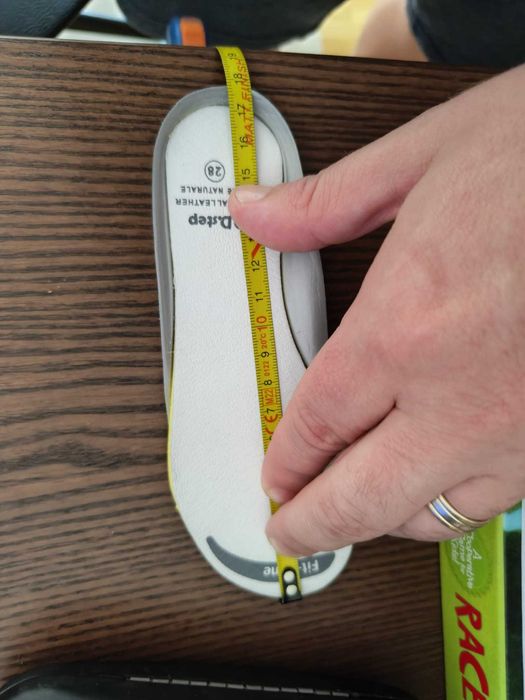 Vand pantofi DD Step fete mar 28 stare f buna, pret 140 lei