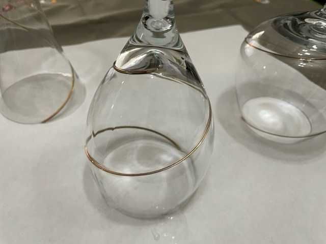 Pahare Noi la Pret Foarte Redus Daca Se Cumpara Toate