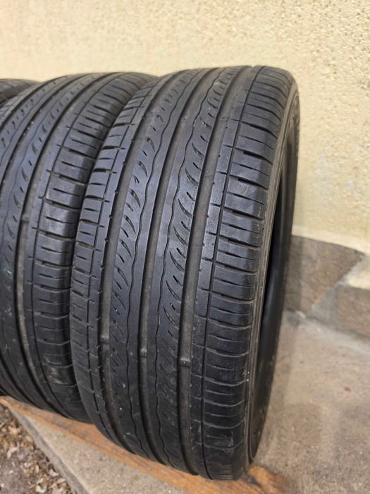 4 бр. летни гуми 195/55/16 Kumho 4,5-5 mm DOT 1916