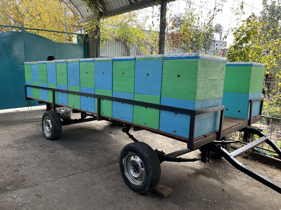 Легковой прицеп для пчел 4 метровый