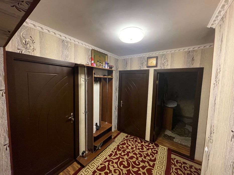 Продается квартира 4 комнатня