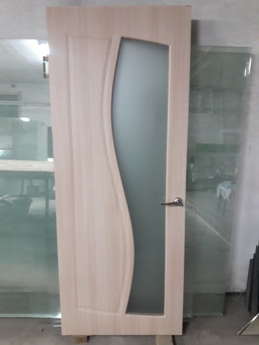 Стекла на межкомнатные двери