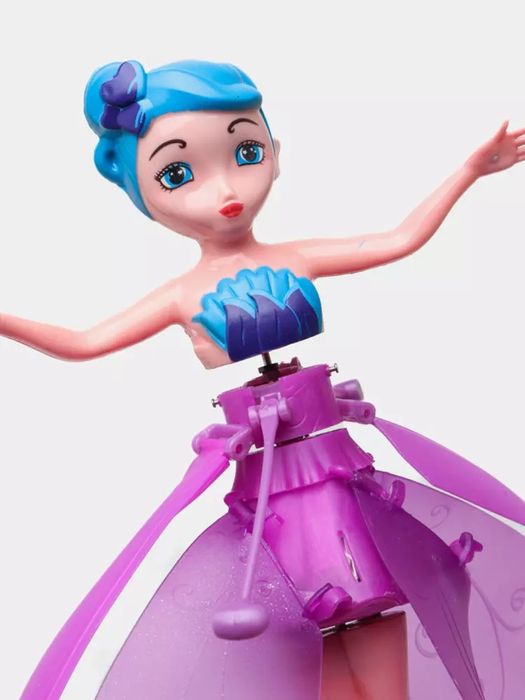 Uchar qo'g'irchoq, muzlagan malika Elsa, oyinchoq-vertolyot