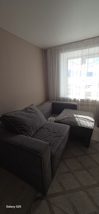 Продам диван в хорошем состоянии.